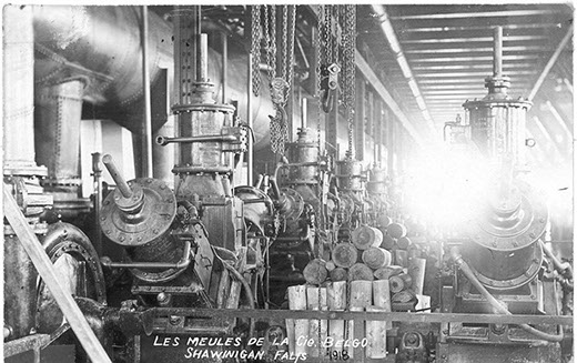 Wood shredders, La Belgo (1918) , Shawinigan, Canada