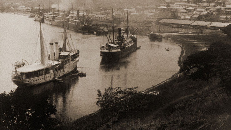 Boats anchor in Matadi, Independent State of Congo